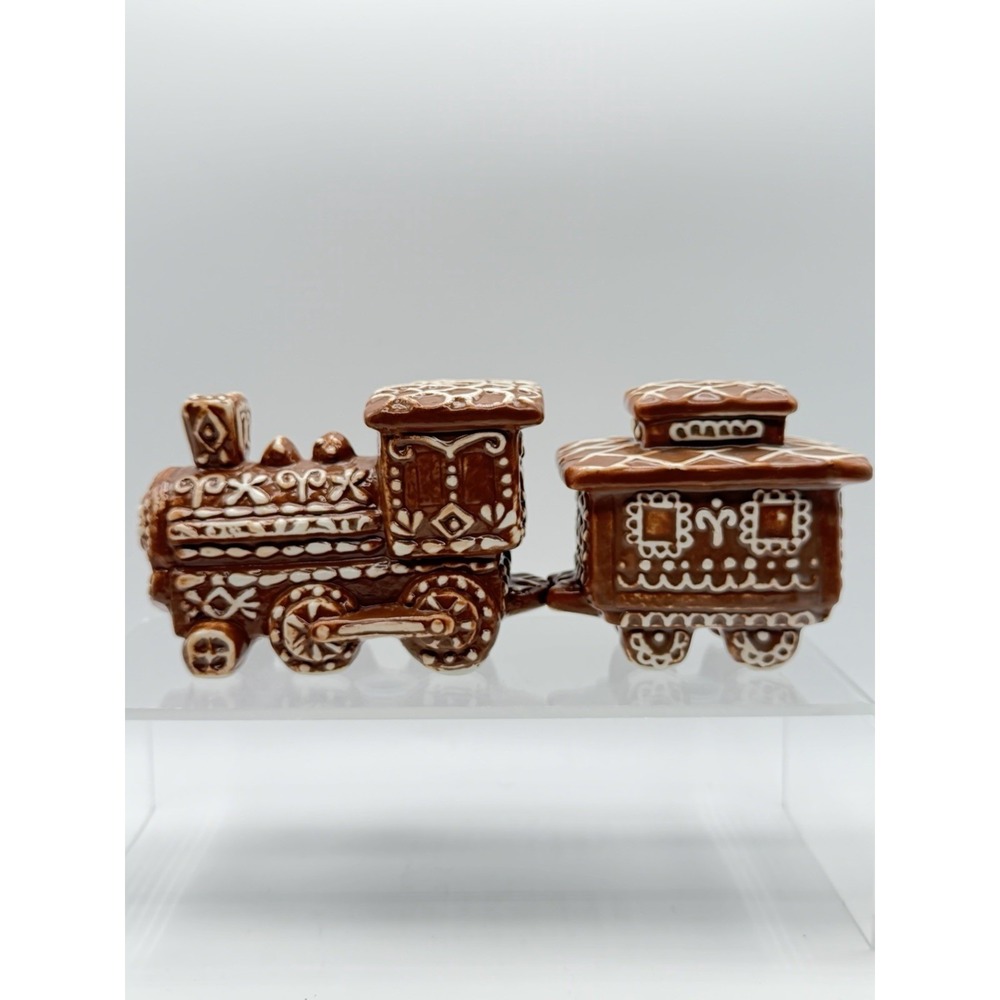 Pottery Barn Retired Gingerbread Stoneware Train Salt & Pepper Shakers Set of 2